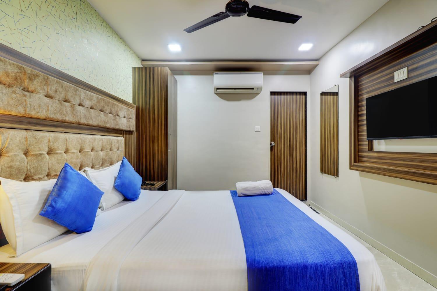 Hotel New Blue Sapphire Residency Мумбаи Экстерьер фото